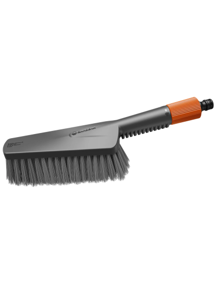 Щетка Gardena Cleansystem Hand Brush M мягкая, подключается к водопроводу, для небольших поверхностей